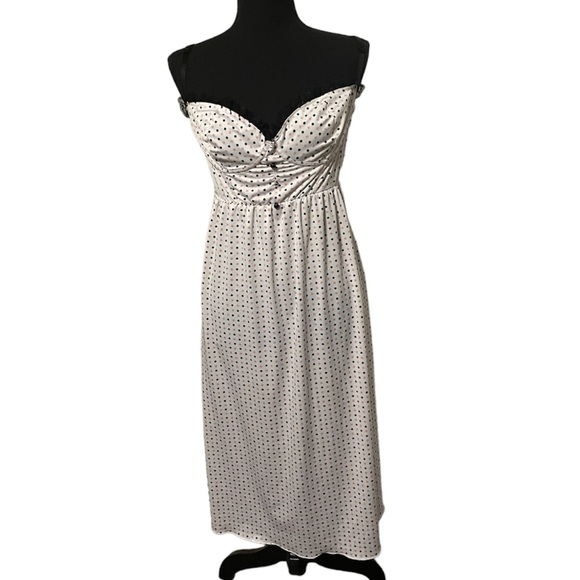 Elegant Moments Slip - Picture 1 of 8